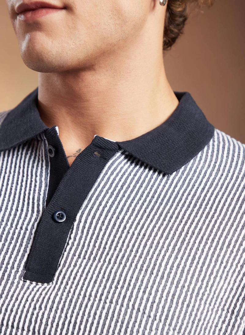 Campus Sutra Campus Sutra Men's Navy Blue Contrast-Seersucker Polo T-Shirt For Casual Wear | Polo Neck | Short Cuffed Sleeves | Half-Button Closure | T-Shirt Crafted With Comfort Fit For Everyday Wear