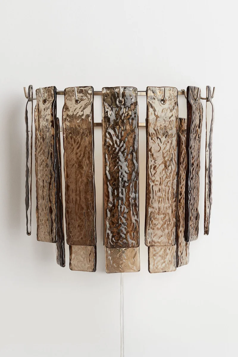 اتش اند ام مصباح حائط معدني بمنشورات زجاجية