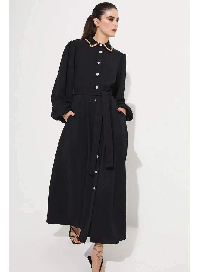 جون Embellished Collar Dress