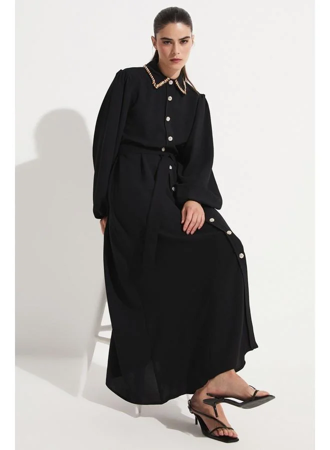 جون Embellished Collar Dress