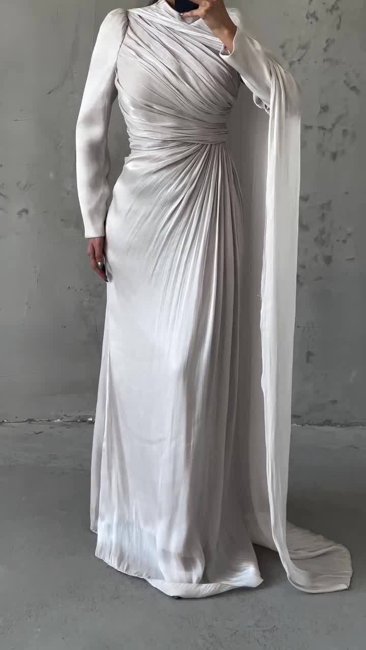 Export Women'S Elegant Asymmetrical Pleated Slim Green Dress - Image 1