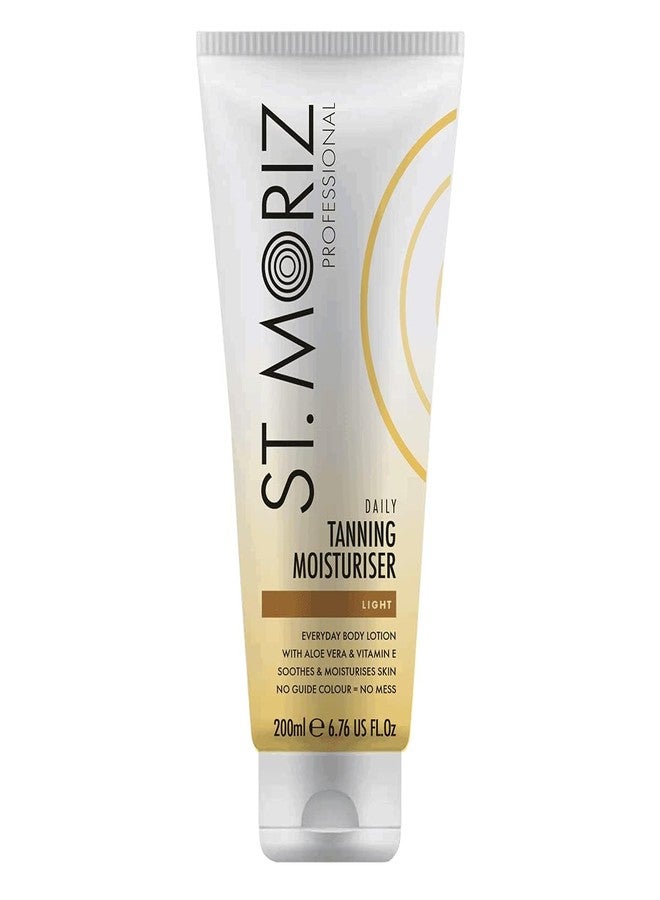 St. Moriz Professional Gradual Daily Self Tanning Moisturiser, 200ml - Image 1