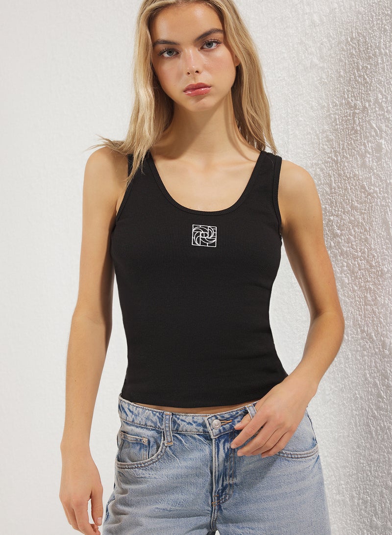 trendyol Black Knitted Undershirt with Stretch Ribbon - Pool Neck, Body-Fitting - Image 2