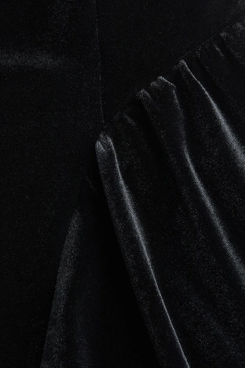 H&M Sleeveless velour dress