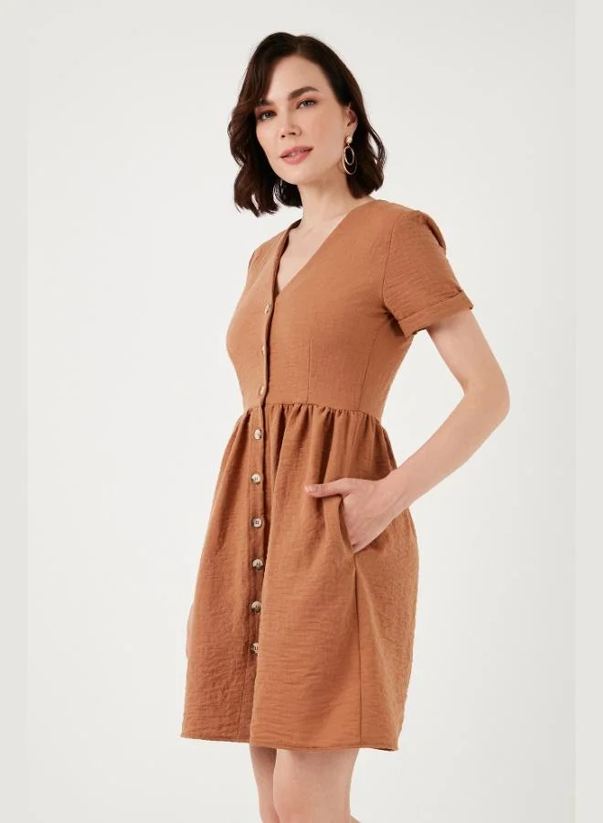 Lela Lela Pocket Front Buttoned Short Sleeve V-Neck Regular Fit Dress Women's Dress 611EL222