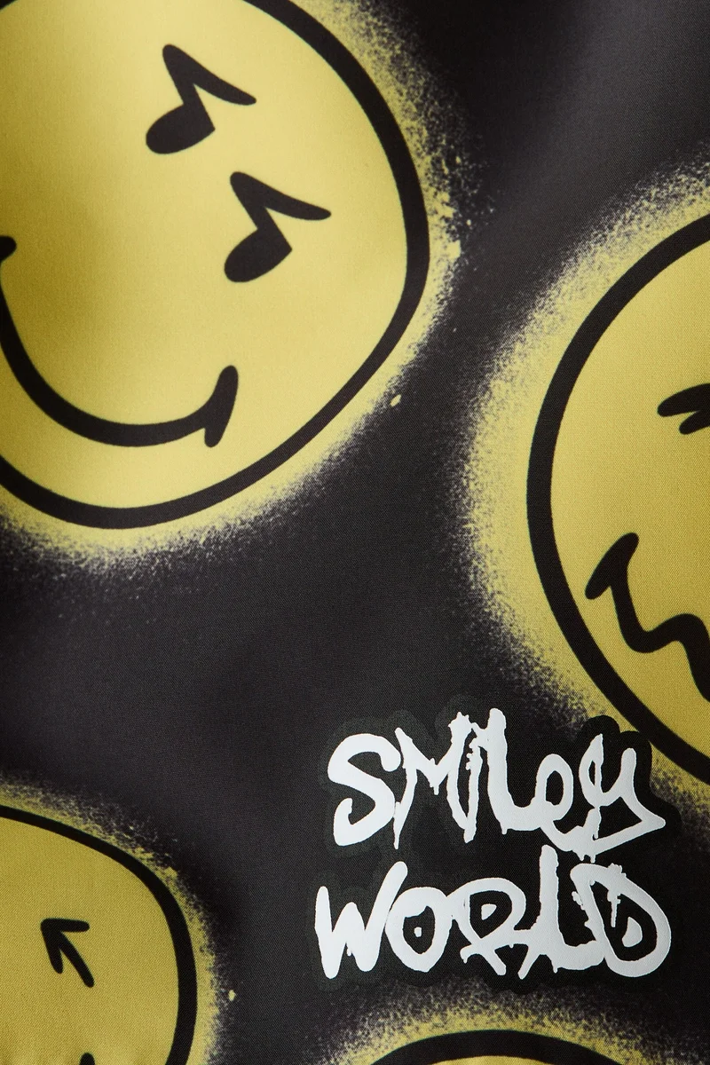 اتش اند ام شورت سباحة بطبعة