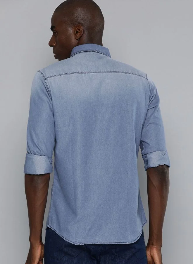 شركة المرآب الهندية Men Slim Fit Solid Full Sleeves Cutaway Collar Double Flap Pocket Casual Denim Shirt