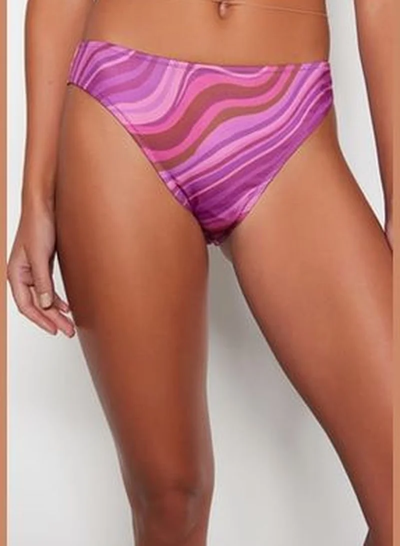 trendyol Abstract Patterned Bikini Bottoms with Regular Leg TBESS23BA00025