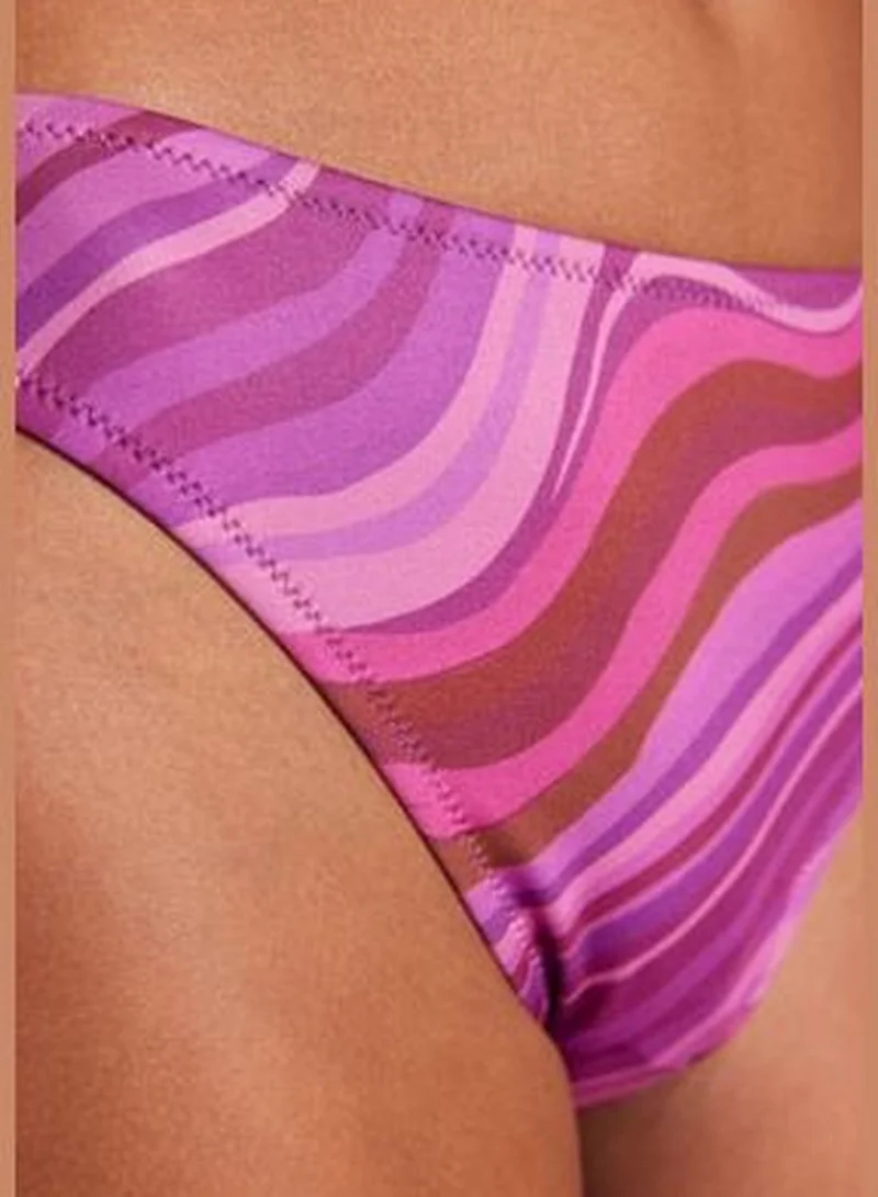 trendyol Abstract Patterned Bikini Bottoms with Regular Leg TBESS23BA00025