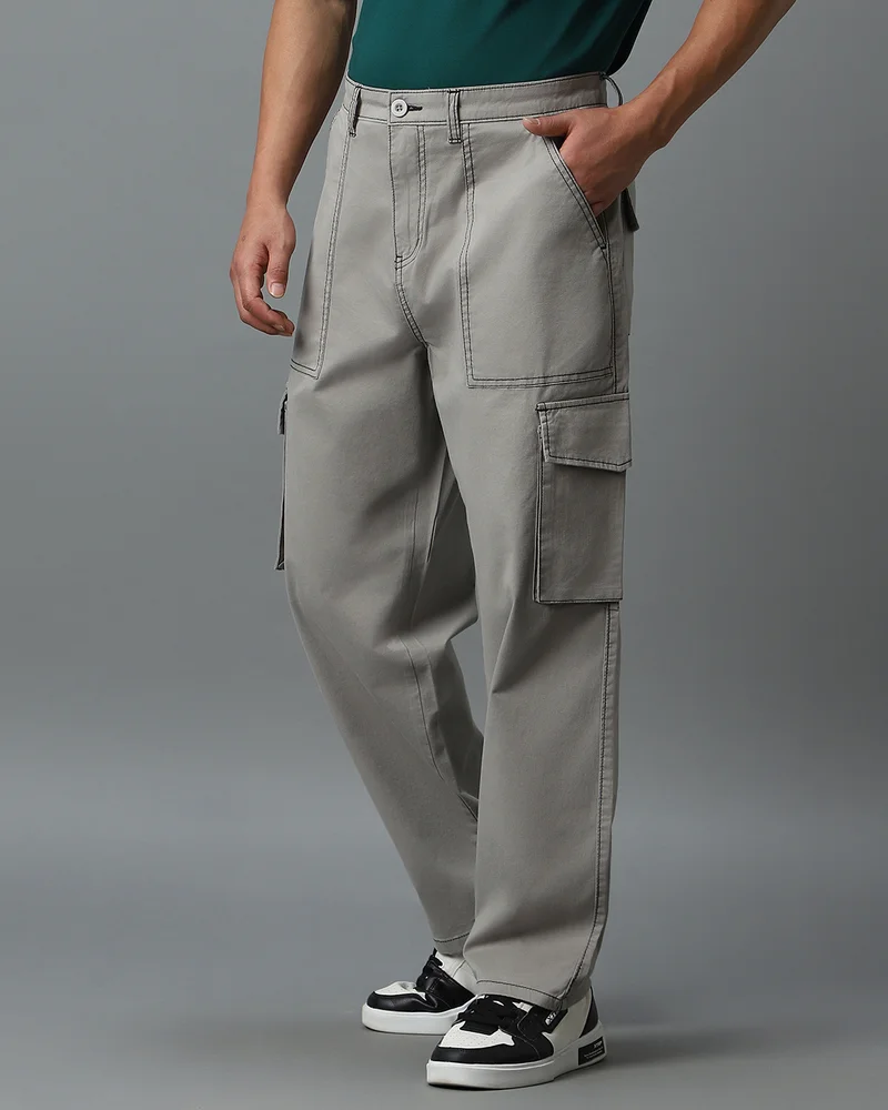 bewakoof Men's Grey Straight Fit Cargo Pants