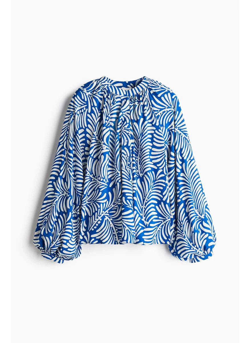 H&M Balloon-Sleeved Blouse