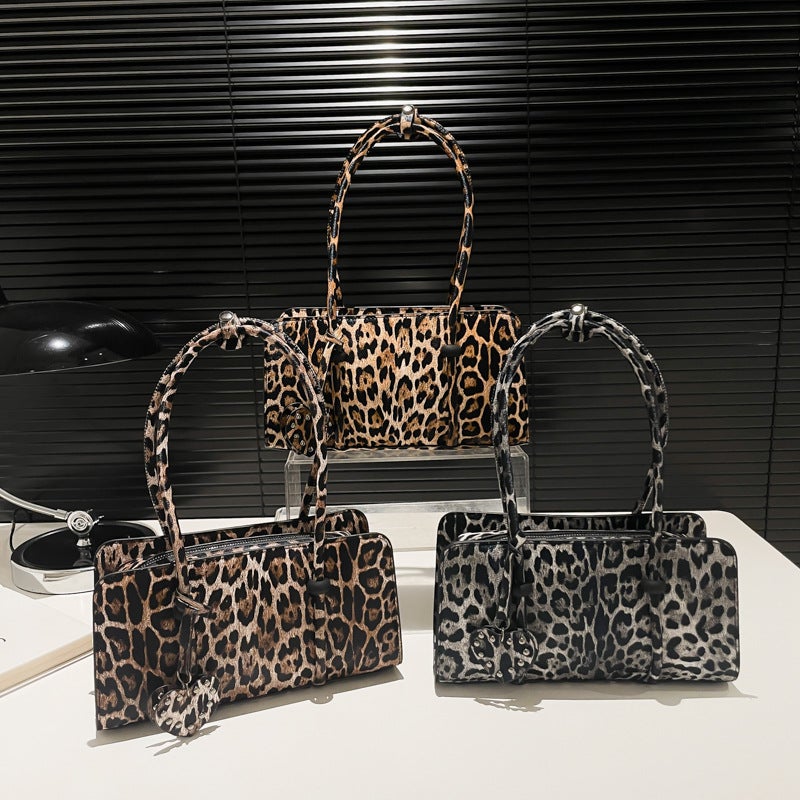 Girl Style Niche Design Large Capacity Bag Women'S Bag Sense Of Design Leopard Print Versatile Trendyy Armpit Tote Large Bag - Image 5