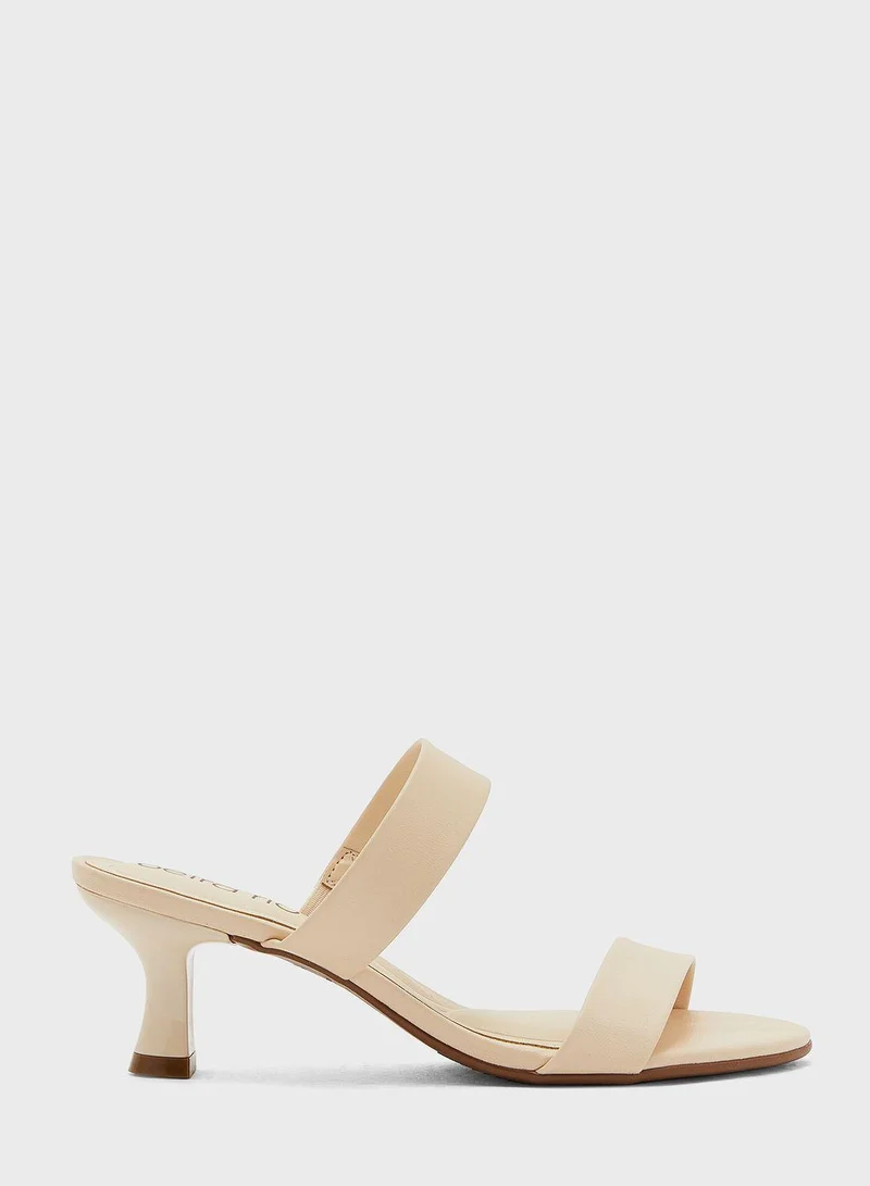 Beira Rio Eileen Sandals