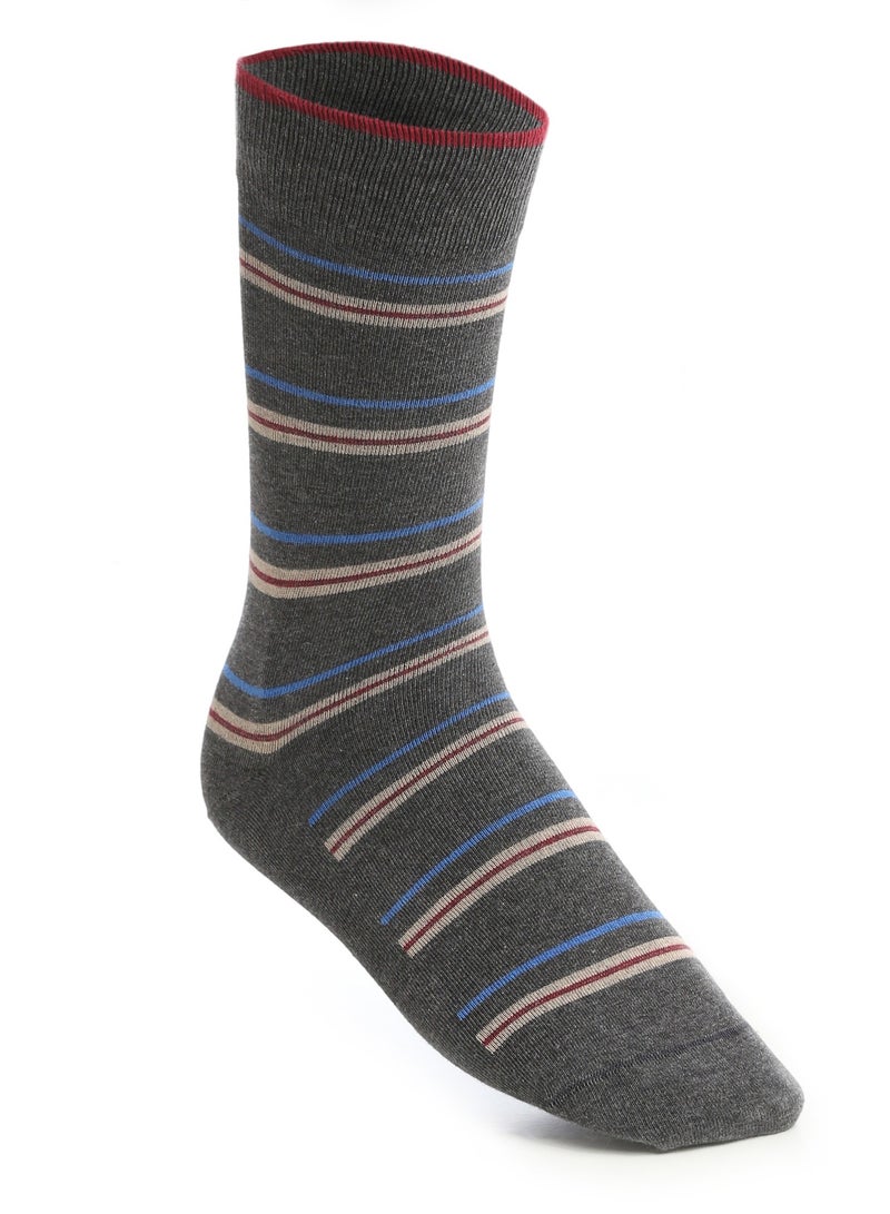 Solo Classic Men Long Socks Design  - Image 1
