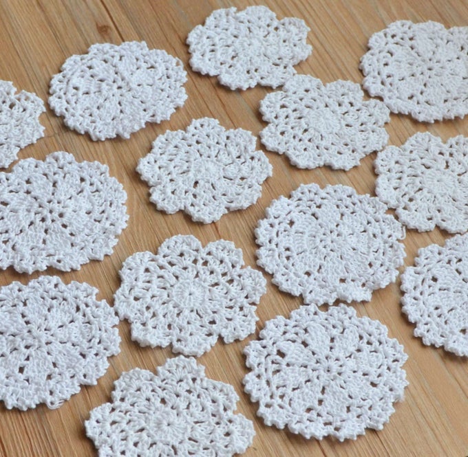 20 HAND CROCHET SMALL WHITE SNOWFLAKE LACE DOILIES LOT FOR CRAFTS