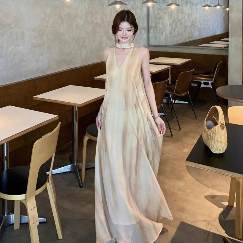 Women's Colour Block Halter Neck Sleeveless A-Line Maxi Dress - Image 3