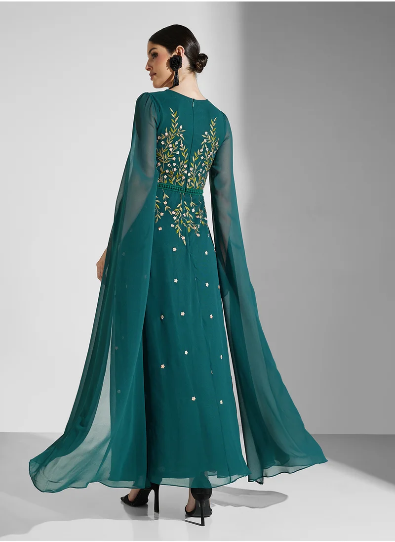 فروك اند فرل Embellished V-Neck Maxi Dress