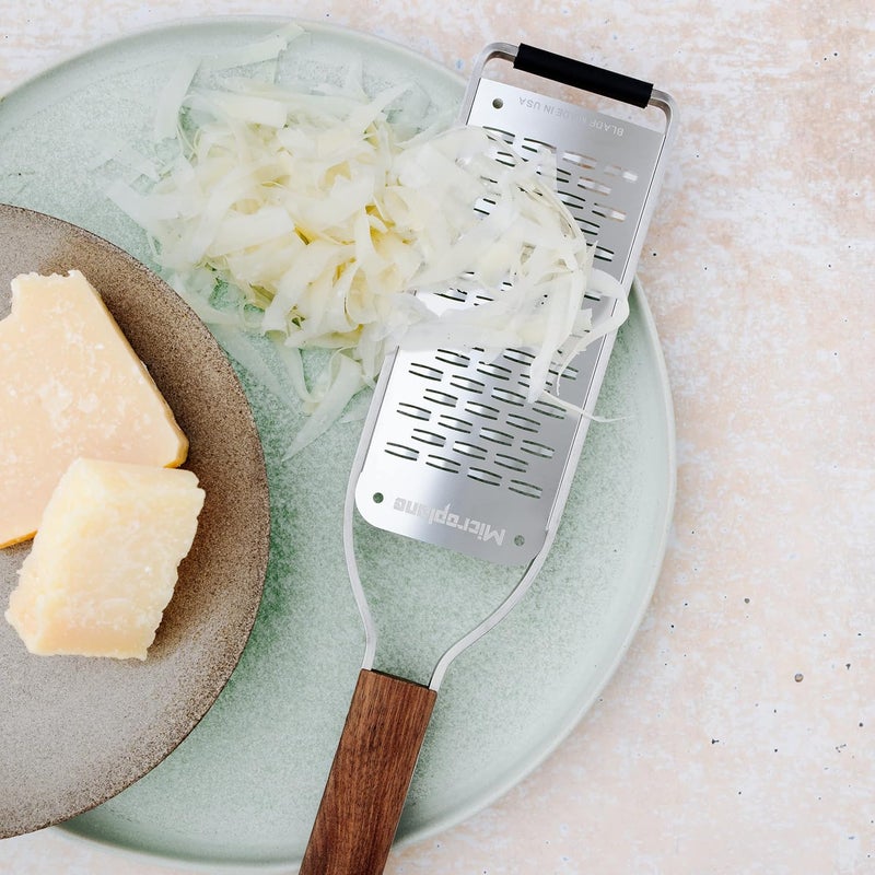 Microplane Kitchen grater Ribbon for hard cheese, apple, carrot, zucchini and chocolate with stainless steel blades - Made in USA - Image 3