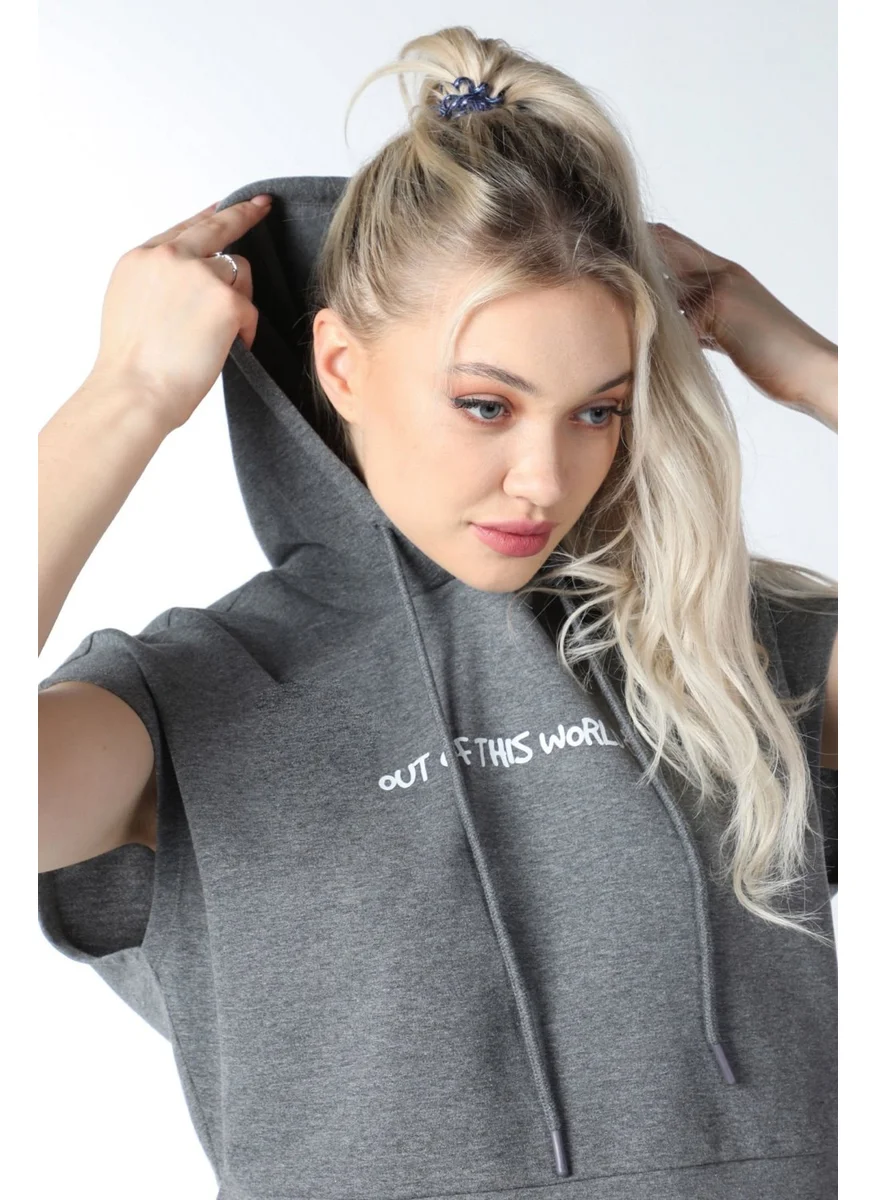 Defy'S Women's Printed Hooded Crop Sweat Dark Grey