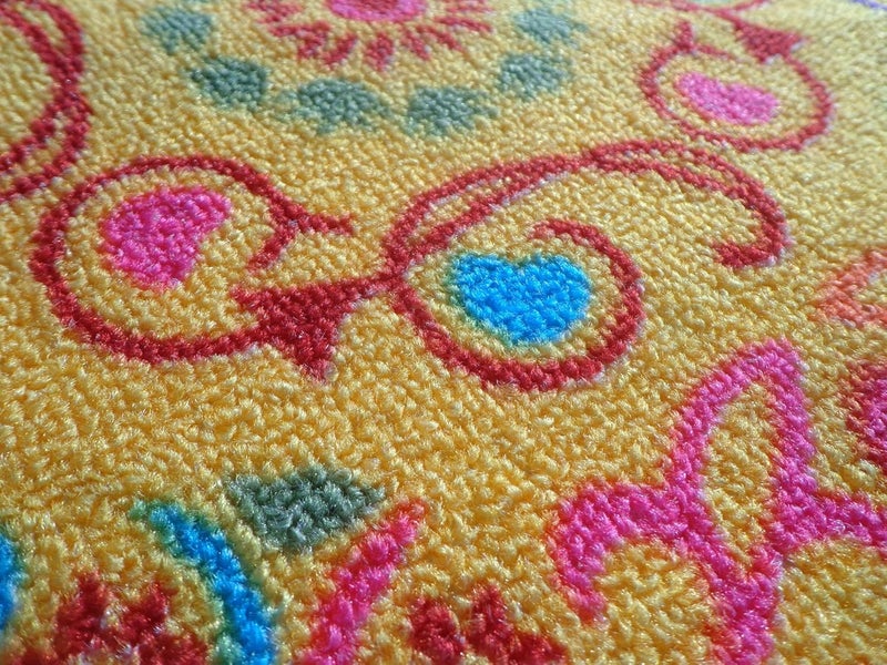 Status Contract Status Nylon Rangoli Mat with Anti Skid Backing - Image 4