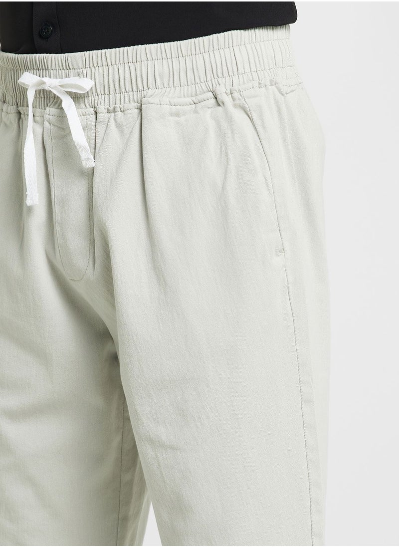 Thomas Scott - Thomas Scott Men Mid-Rise Slim Fit Shorts - Image 1