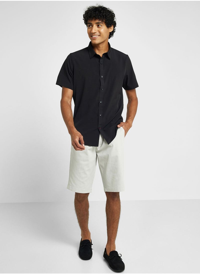 Thomas Scott - Thomas Scott Men Mid-Rise Slim Fit Shorts - Image 1