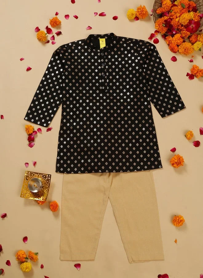 Saka Designs Boys Black Woven Kurta with Pyjamas