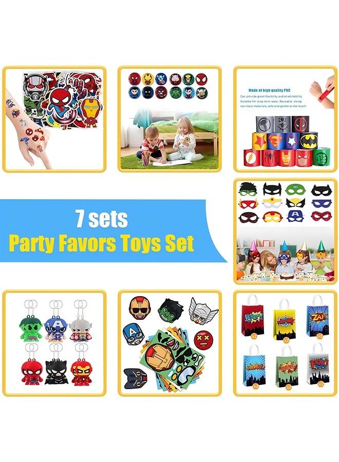 بيوينتي حزب المواد مجموعة هدية عيد ميلاد بطل خارق تشمل أقنعة بطل خارق (12 قطعة) ، 12 أسوار صفعة ، 12 ملصقات وجه بطل خارق ، 12 بروش ، 12 سلاسل مفاتيح ، 12 كيس هدايا و 50 قطعة ملصقات (122PC) - Image 5