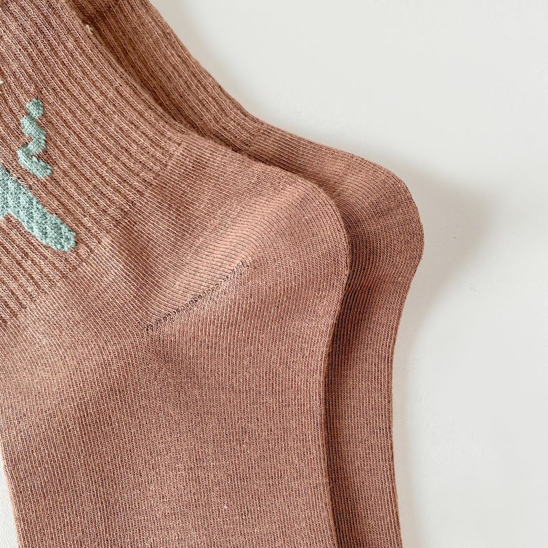 Spring New Three-Dimensional Feather Yarn Tube Socks Plush Women'S Socks New Brown Tube Cotton Zhuji Socks - Image 3