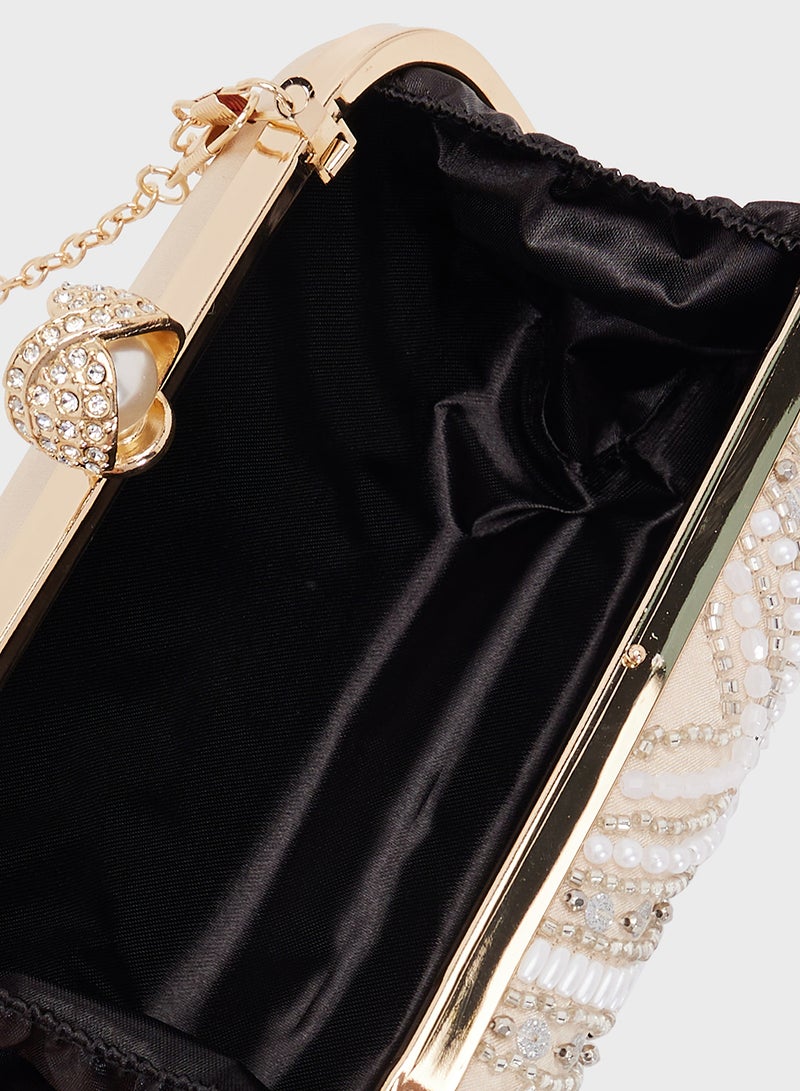 حقائب يد مزينة