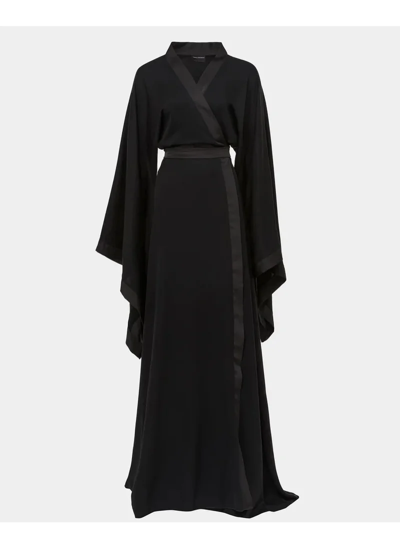 Esmira Usdabaeva Abaya Geisha