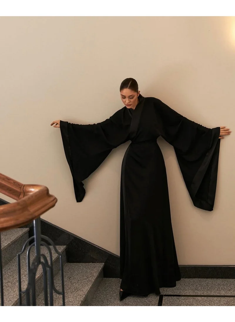 Esmira Usdabaeva Abaya Geisha