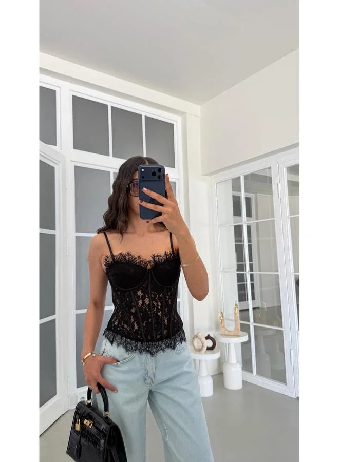 Gaus  Black Lace-Trimmed Strap-Back Elastic Corset GAUS-01923. for Women | Best Price UAE