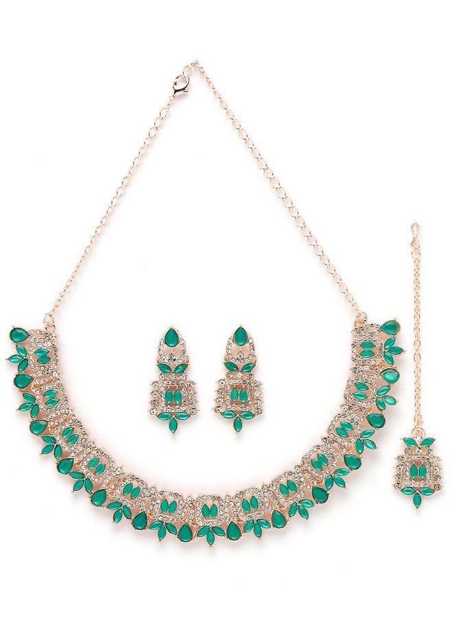 سوكهي طقم قلادة على شكل عظمة الترقوة من Sukkhi Admirable Fashionable AD بأحجار البحر الخضراء مع قرط وMaangtika | طقم مجوهرات للنساء (NS105559) - Image 1