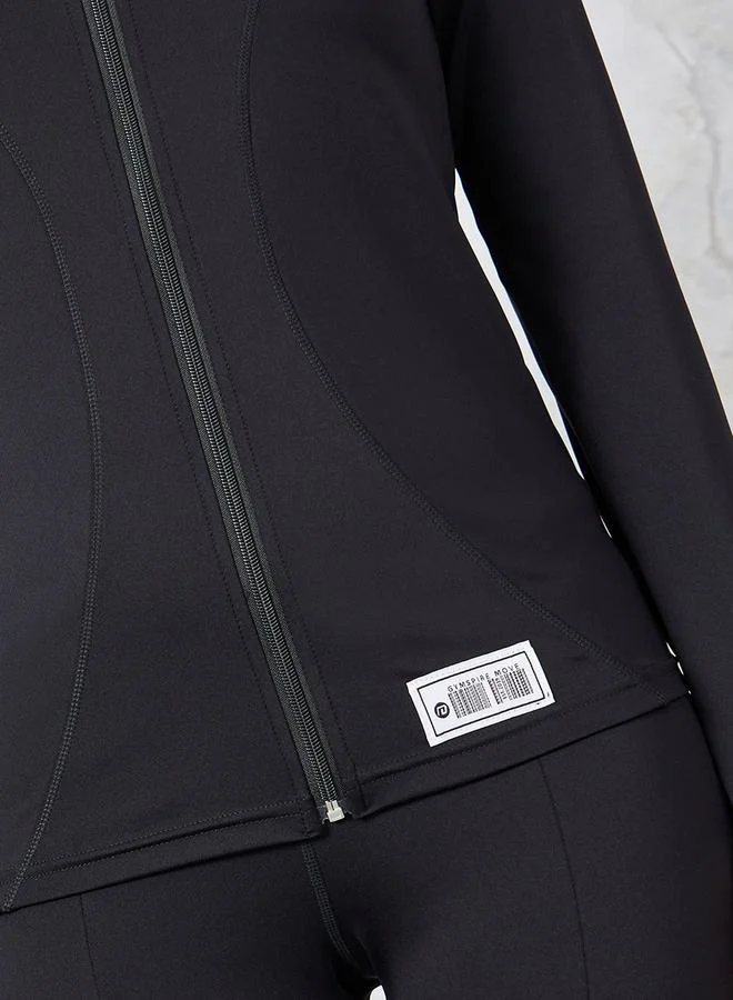 ستايلي Gymspire Edition - Label Broad Stitch & Thumbhole Detail Zip Up Jacket