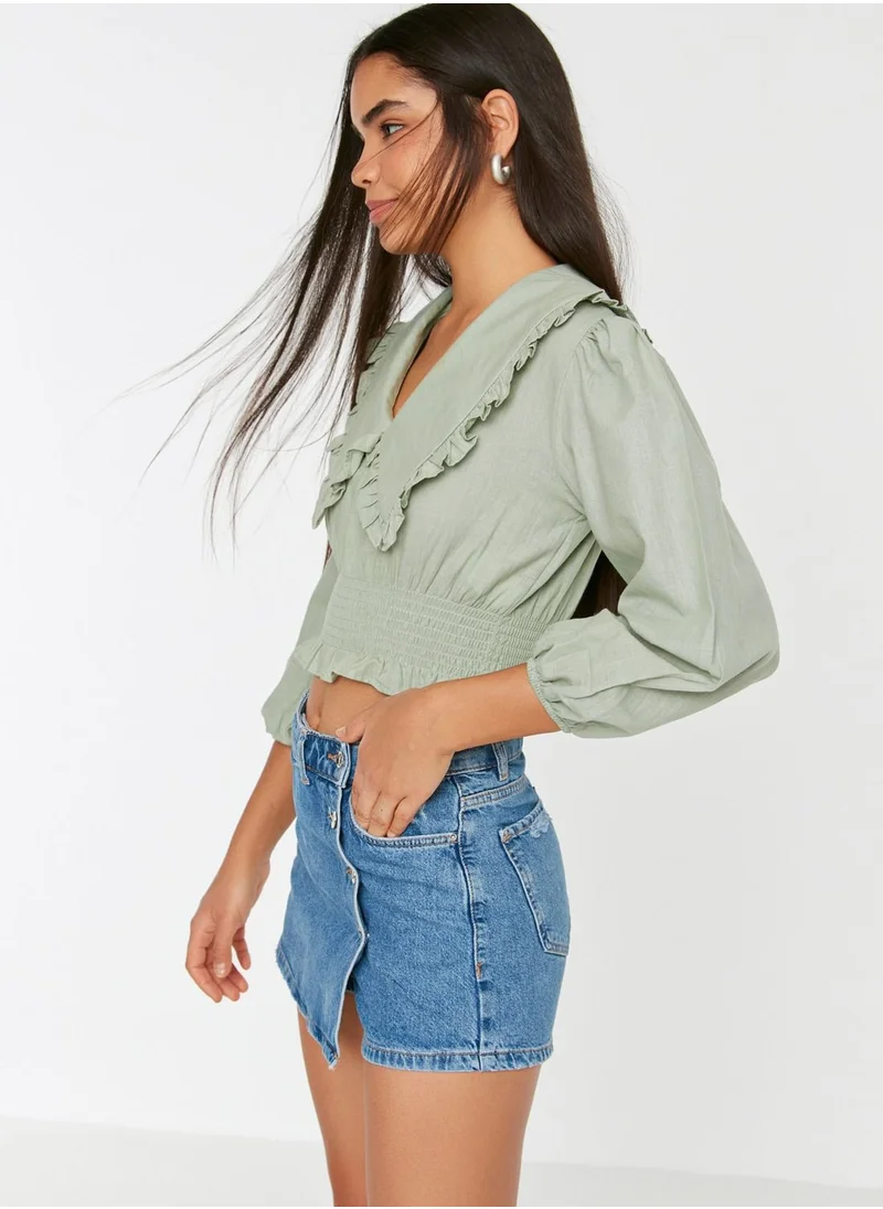 trendyol Ruffle Detail Shirred Hem Crop Top