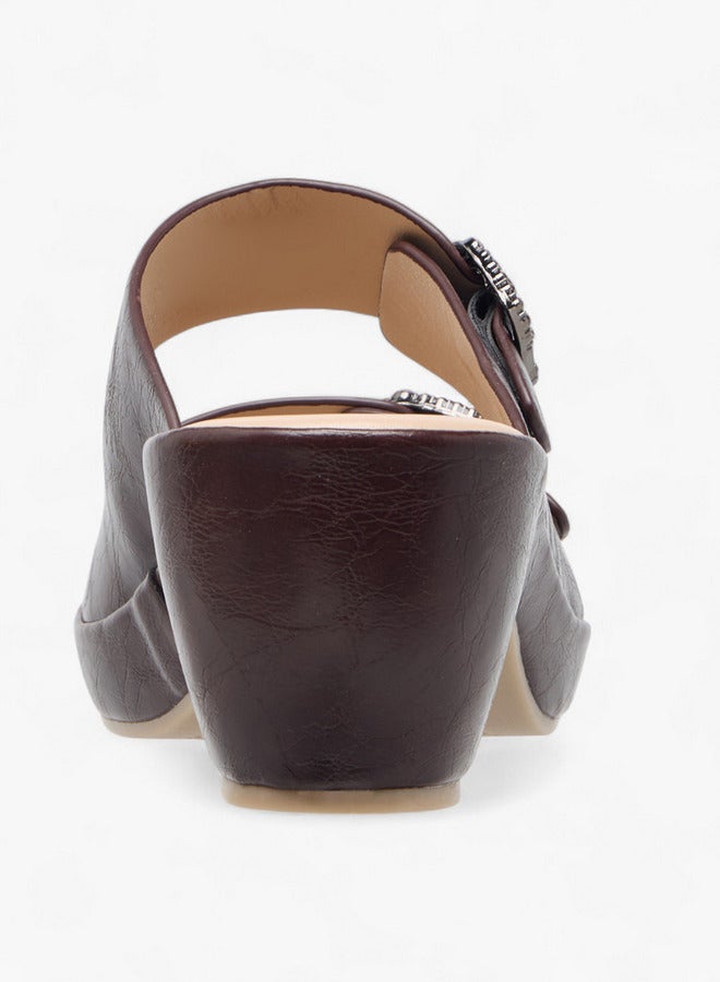 Le Confort Women's Textured Slip-On Comfort Sandals with Embellished Buckle Accent and Block Heels - Image 5