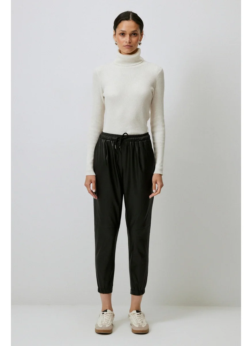 Touche Waist Drawstring Leather Trousers