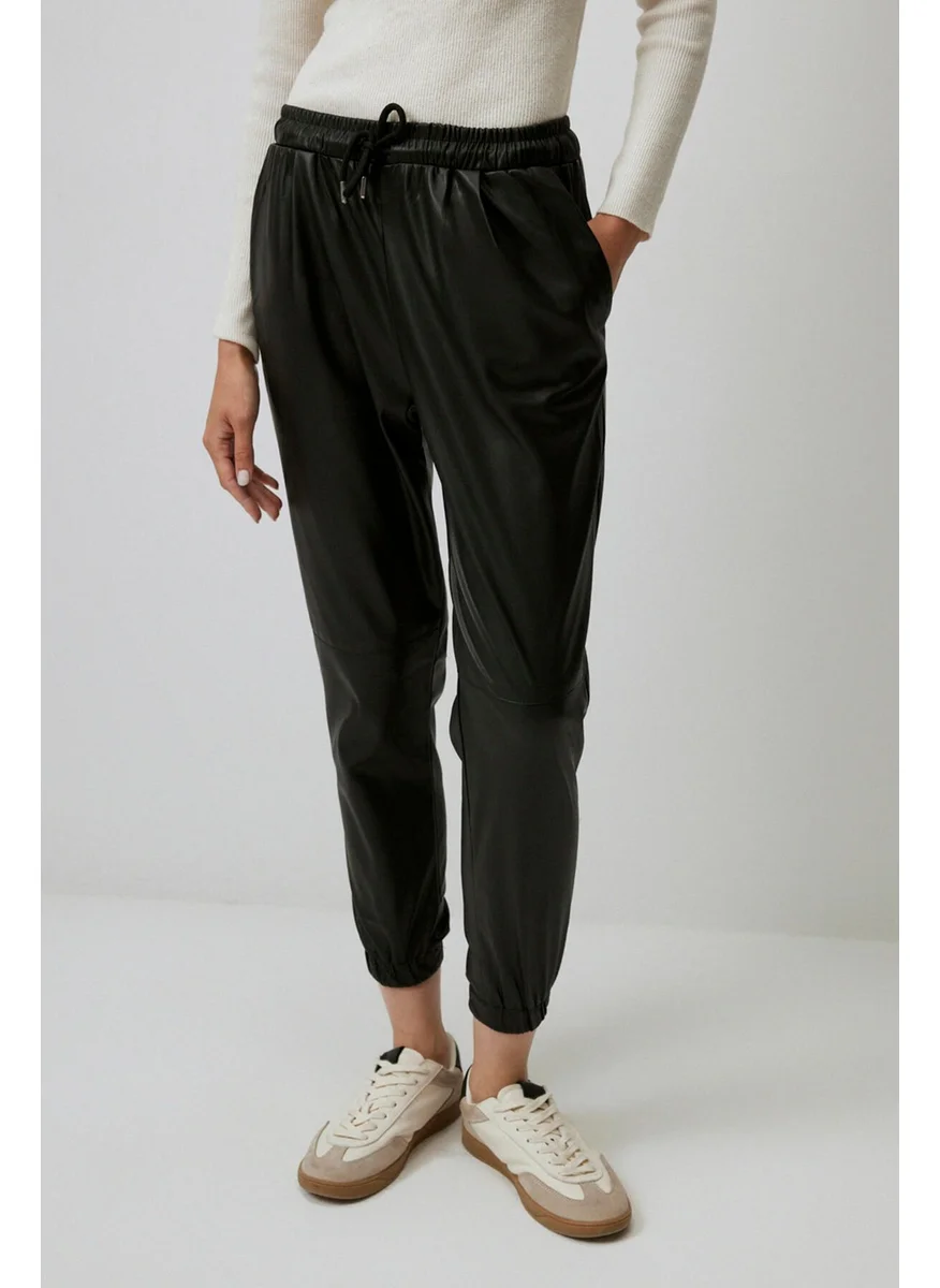 Touche Waist Drawstring Leather Trousers