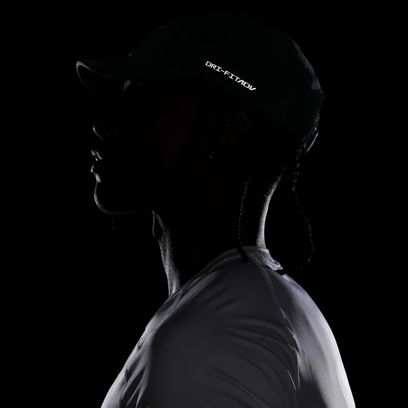 Nike Dri-FIT ADV Club Unstructured Tennis Cap