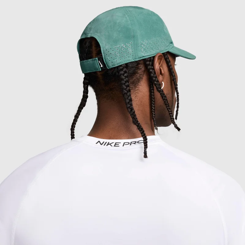 Nike Dri-FIT ADV Club Unstructured Tennis Cap