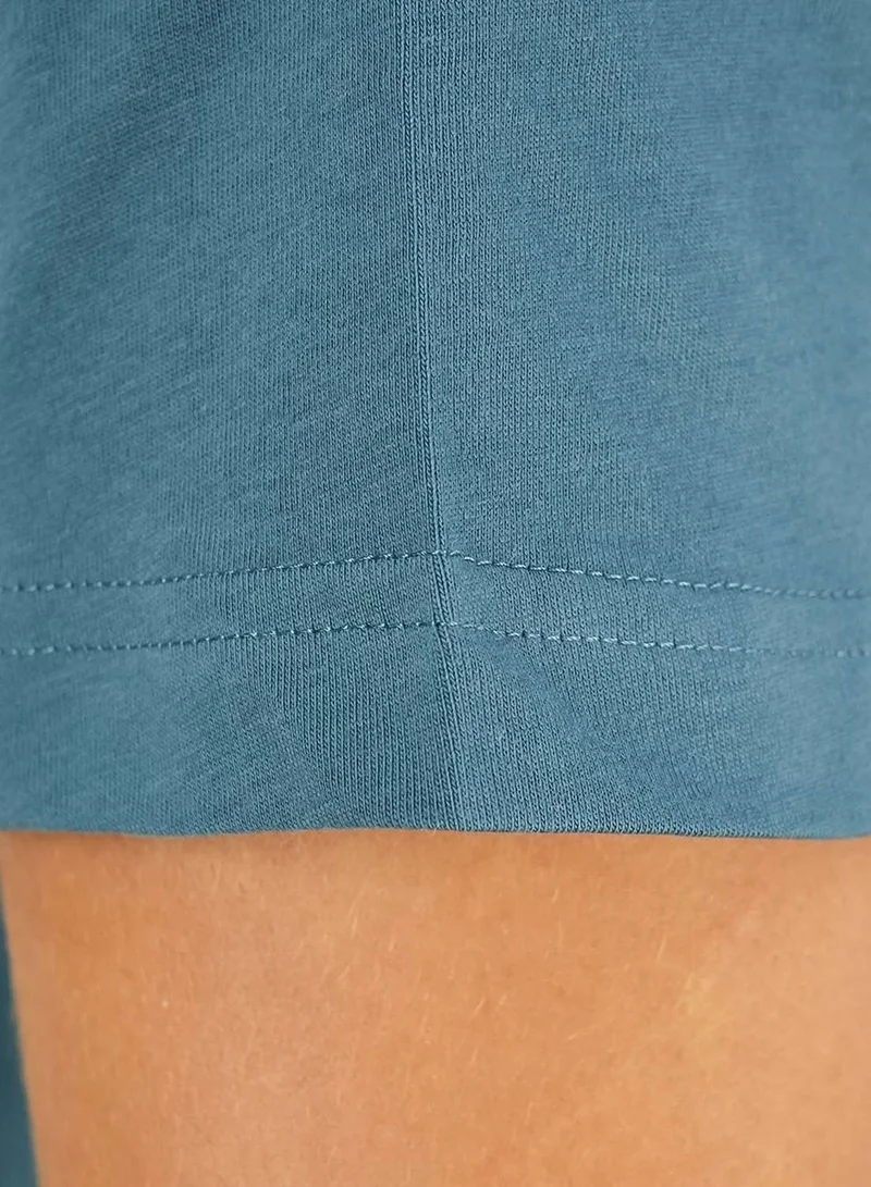 GIORDANO  Men's World Without Strangers Print Tee - Slim Fit, Crew Neck, Cotton for Men | Best Price UAE