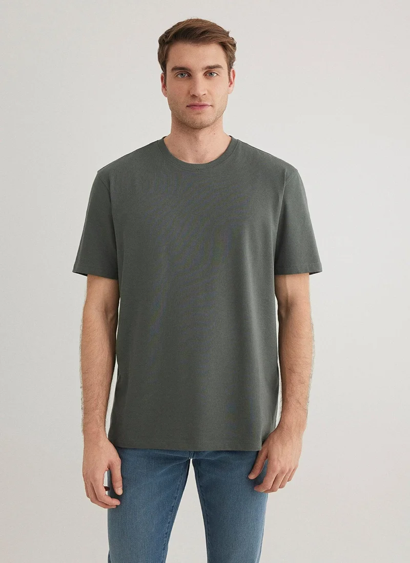 مافي تي شيرت أساسي أخضر بياقة دائرية