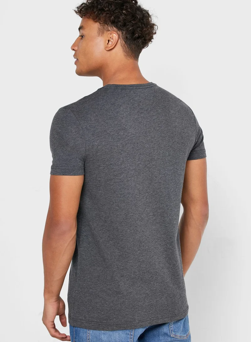 TOMMY HILFIGER Slim Fit Crew Neck T-Shirt