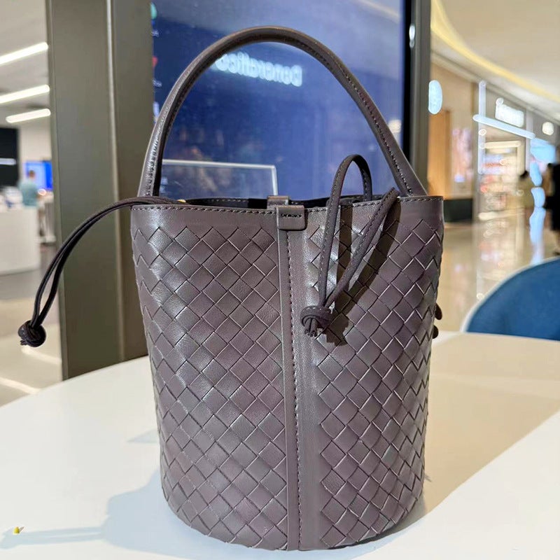 Woven Sheepskin Bucket Bag Women'S Arrival One-Shoulder Portable Fashionable Child-Mother Handbag Large Capacity Vegetable Basket Bag - Image 2