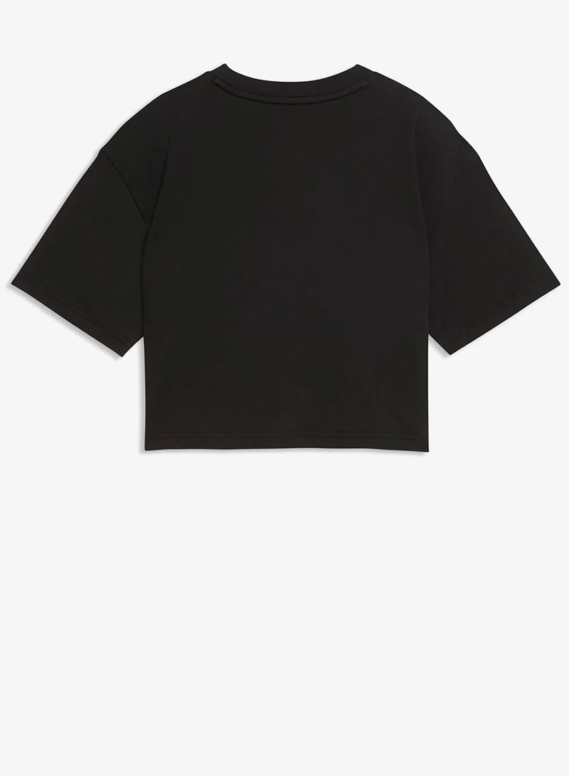 بوما تيشيرت بشعار الشباب الأساسي بلونين رقم