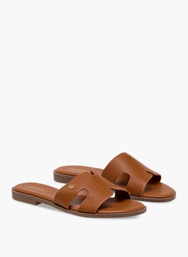 سيليست Women's Textured Slip-On Flat Sandals