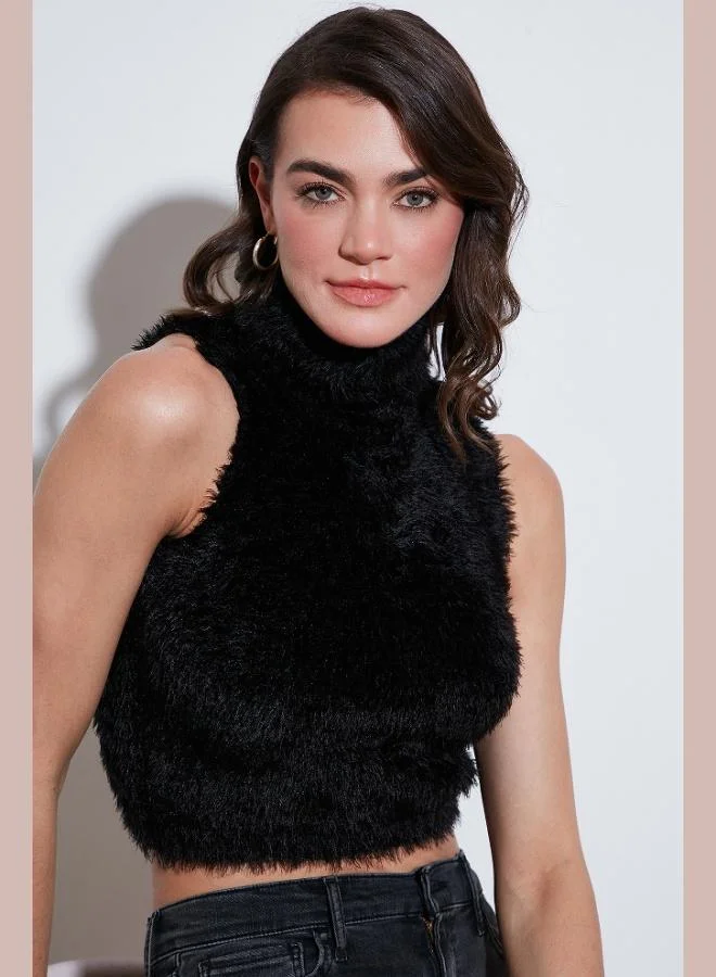 ليلا ليلى سويتر قصير بياقة عالية ناعم منفوش بقصة ضيقة للنساء