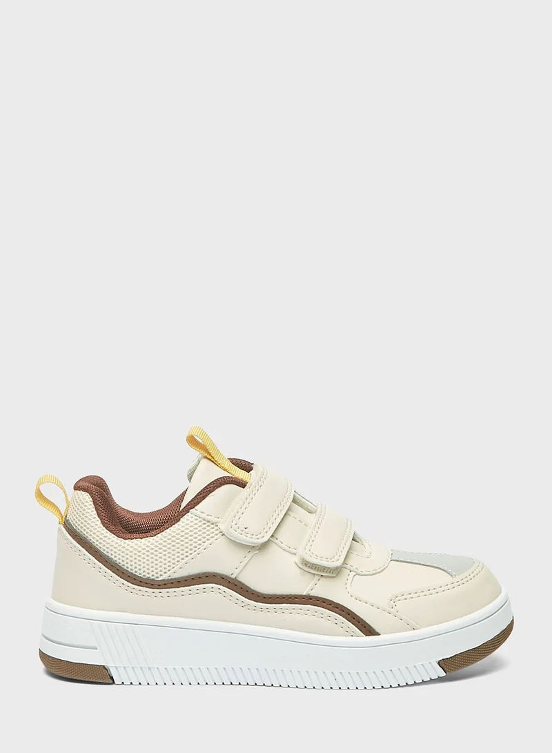 shoexpress Kids Low Top Velcro Sneakers