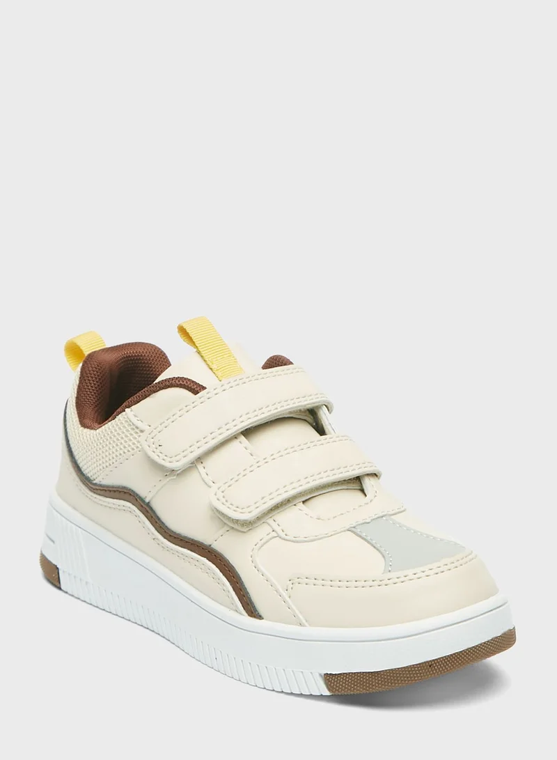 shoexpress Kids Low Top Velcro Sneakers